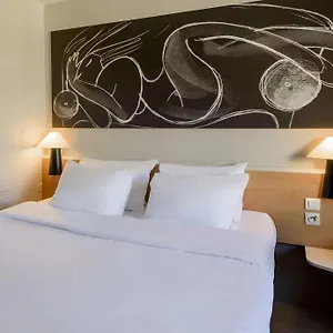 3* Hotel Universite